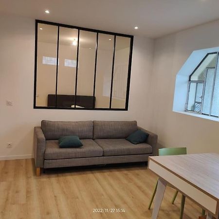 Logement Complet A Villeurbanne Exterior foto